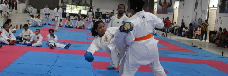 Sudesb promove aulão de artes marciais em alusão ao Outubro Rosa nesta sexta-feira (16)