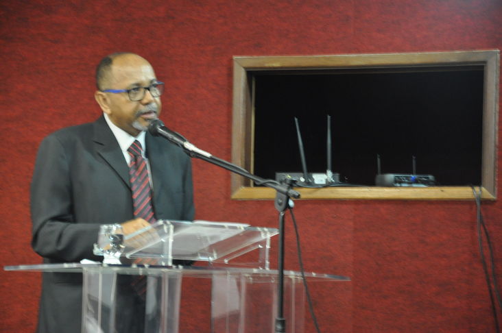 O Conselho Estadual de Educação da Bahia (CEE/BA) foi representado por sua Presidente, Anatércia Ramos Lopes Contreiras, no II Seminário de Educação, Direitos Humanos, Políticas Públicas Educacionais e Sociais. O evento teve sua programação iniciada na quarta-feira (12/07/2017), no Instituto Anísio Teixeira (IAT), na Avenida Paralela, em Salvador. O IAT organizou o seminário, em parceria com o Ministério Público do Estado da Bahia.