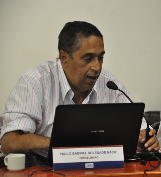 Na conclusão da sessão do dia 27 de março (2018), a Presidente do Conselho Estadual de Educação da Bahia, a Profa. Dra. Anatércia Ramos Lopes Contreiras,  fez um homenagem aos Conselheiros que concluíram seus mandatos e estavam deixando o CEE/BA. A Presidente agradeceu a convivência e o comprometimento dos 12 Conselheiros e uma Suplente que chegaram ao término de seus períodos no CEE/BA destacando os avanços do Conselho de Educação nos últimos anos, em muito alcançados devido ao árduo trabalho desses Conselheiros. Ao final, Anatércia Contreiras, em nome do CEE/BA, entregou a cada um deles certificados de reconhecimento pelos serviços prestados.