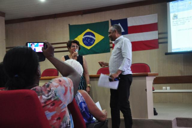 O Auditório do Centro Estadual de Educação Profissional da Bahia (Água de Meninos, Calçada) ficou lotado, segunda-feira (29/01/2018), para a Audiência Pública que apresentou e colocou em discussão o Anteprojeto de Resolução que dispõe sobre a Oferta da Educação Básica para Adolescentes e Jovens em Cumprimento de Medidas Socioeducativas, pelo Sistema Estadual de Ensino.