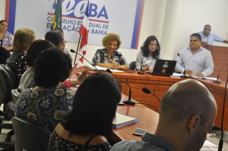 O Conselho Estadual de Educação da Bahia (CEE/BA) realizou, no dia 21 de março (2018), reunião entre sua assessoria técnico-pedagógica e representantes do Núcleo Territorial de Educação (NTE 26). A reunião teve lugar na sede do CEE/BA, em Água de Meninos. 