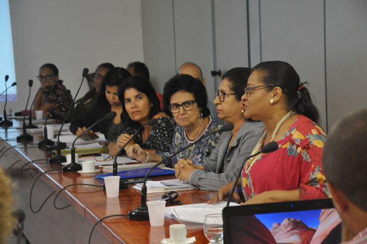 O Conselho Estadual de Educação da Bahia (CEE/BA) realizou, no dia 21 de março (2018), reunião entre sua assessoria técnico-pedagógica e representantes do Núcleo Territorial de Educação (NTE 26). A reunião teve lugar na sede do CEE/BA, em Água de Meninos. 