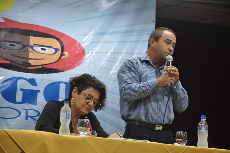 O Conselho Estadual de Educação da Bahia (CEE/BA) participou do evento Diálogo com Gestores, organizado pela Secretaria de Educação da Bahia (SEC), nesta quarta-feira (28/03/2018), no Instituto Anísio Teixeira (IAT).  As atividades do CEE/BA ocuparam todo o período da manhã e na ocasião foi apresentado um histórico do Conselho, além de uma apresentação de sua estrutura e atividades. Também foi discutida a Resolução Nº 26, que fixa normas para o funcionamento das instituições de ensino da Educação Básica, integrantes do Sistema Estadual de Ensino da Bahia.