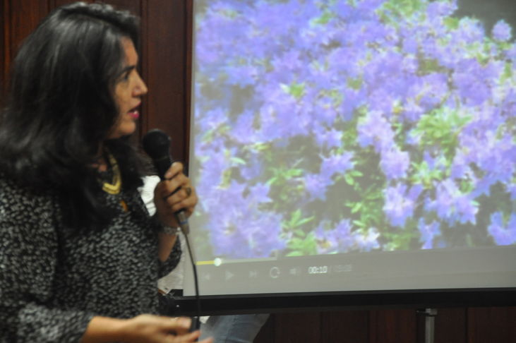 O Conselho Estadual de Educação da Bahia (CEE/BA) participou do evento Diálogo com Gestores, organizado pela Secretaria de Educação da Bahia (SEC), nesta quarta-feira (28/03/2018), no Instituto Anísio Teixeira (IAT).  As atividades do CEE/BA ocuparam todo o período da manhã e na ocasião foi apresentado um histórico do Conselho, além de uma apresentação de sua estrutura e atividades. Também foi discutida a Resolução Nº 26, que fixa normas para o funcionamento das instituições de ensino da Educação Básica, integrantes do Sistema Estadual de Ensino da Bahia.
