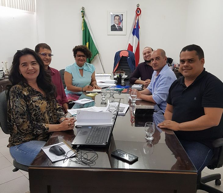 No dia 1º de fevereiro (2018) a Presidente do Conselho Estadual de Educação da Bahia, Profa. Dra. Anatércia Ramos Lopes Contreiras, reuniu assessores para um grande balanço das realizações do ano de 2017 e também para traçar planos para 2018.