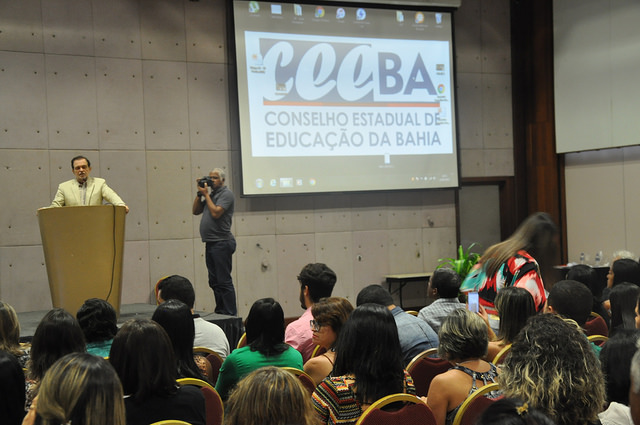 Walter Pinheiro, Secretário da Educação da Bahia