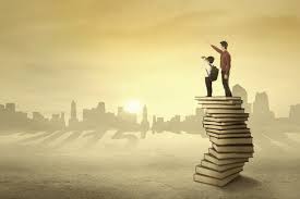 Na semana dedicada aos professores, o Conselho Estadual de Educação da Bahia homenageia esses profissionais que, em sua labuta diária, transforma e faz ter sentido a vida, afinal, como disse Anísio Teixeira (1900-1971): “Educar é crescer. E crescer é viver. Educação é, assim, vida no sentido mais autêntico da palavra”.