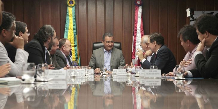 O Governo do Estado da Bahia acaba de anunciar que Salvador será sede, em 2018, da décima nona edição do Encontro Internacional Virtual Educa. Trata-se de um dos maiores eventos sobre educação no mundo, reunindo projetos inovadores nessa área.