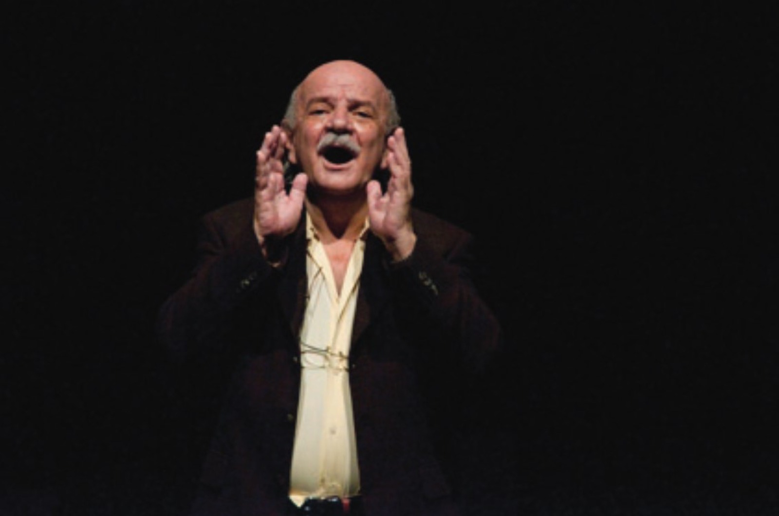 Livro ampliado sobre vida e obra de Harildo Déda será lançado em Salvador