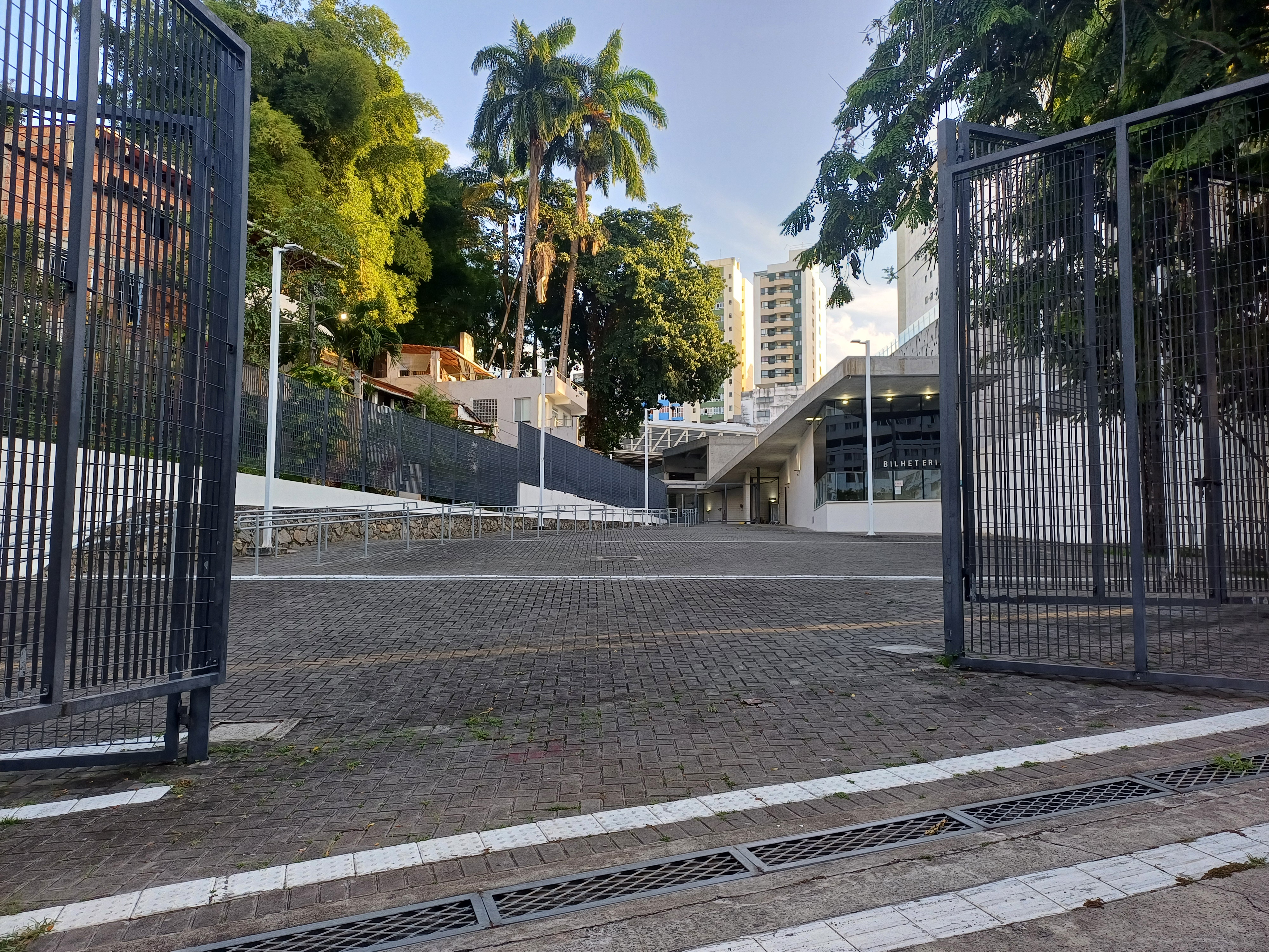 Obras no Complexo do TCA alteram acesso do público, bilheteria e estacionamento; entenda as mudanças
