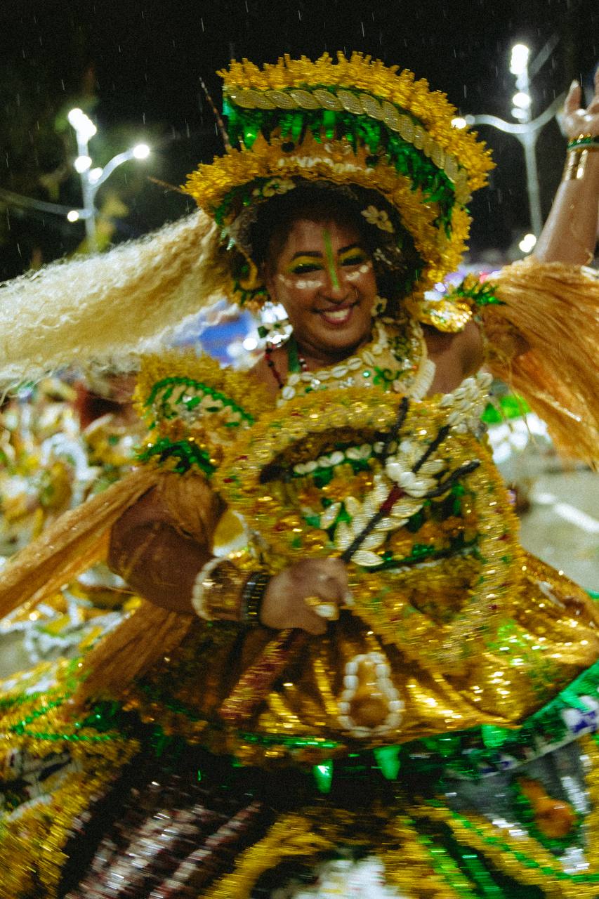Bloco Afro Bankoma transforma a avenida em território sagrado para saudar o nkisi Mutalambô