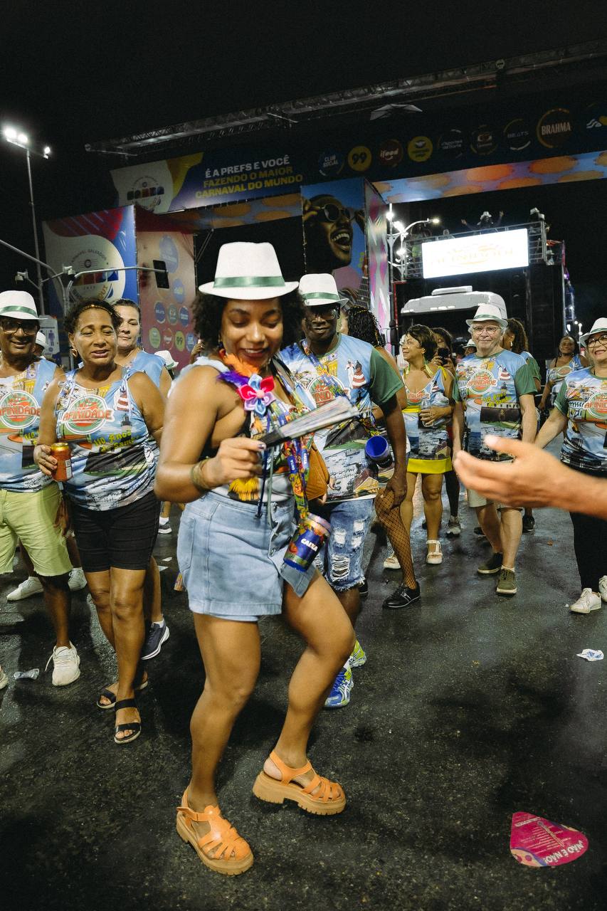 Bloco Afinidade surgiu da união de amigos apaixonados pelo samba