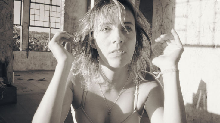  curta-metragem: “Ana”, de Camila Camila