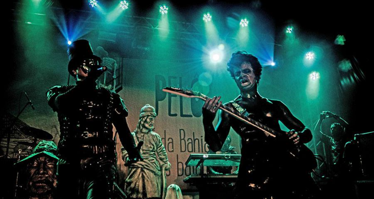 A Banda Desrroche comanda a 2ª edição da Noite das Bruxas, que acontece sábado (31) / Foto: Fernando Lopes