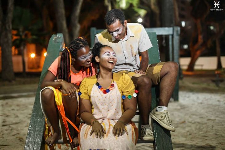 Espetáculo “Mãe Guerí: Em busca de um sonho”, idealizado pelo Bando de Artes Cínicas.