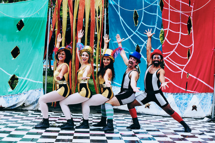 Projeto Domingo Tem Teatro