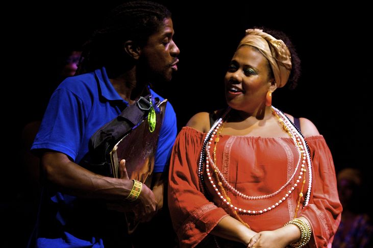 Bando de Teatro Olodum- Espetáculo Ó PaÍ Ó - Atores Ednaldo Muniz e Cassia Valle / Foto: João Meirelles - 