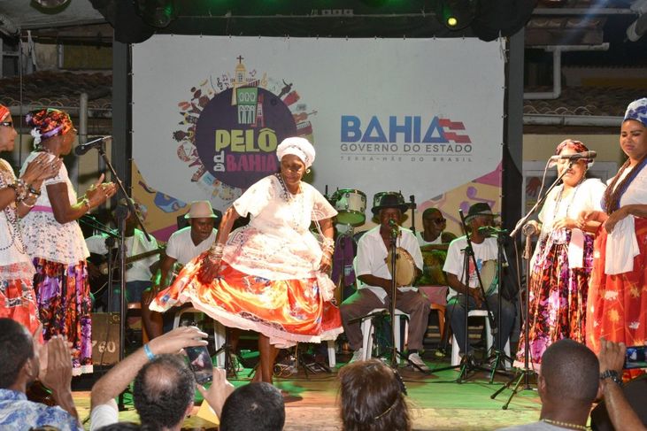 Samba Chula João do Boi leva o recôncavo baiano ao Carnaval do Pelô