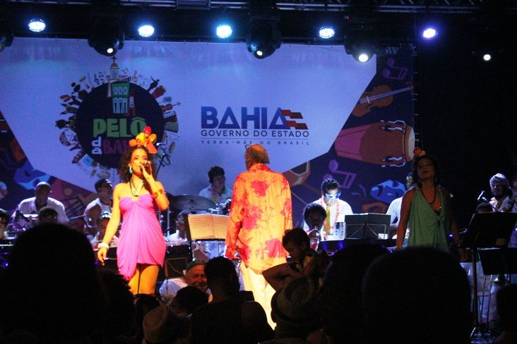 Maestro Zeca Freitas realiza baile Tropicanália no sábado de carnaval