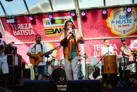 Dom Chicla anima público no Pelô