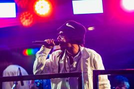 3 Palco Bel da Bonita _ Dom Maths_Crédito Mariana Ayumi Hama.jpg