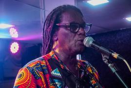 4  Palco Bel da Bonita _ Gilsam_Crédito Mariana Ayumi Hama.jpg