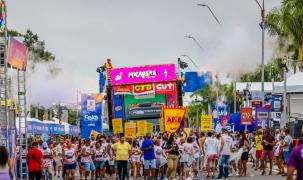 4 Trio_Bloco dos Trabalhadores_Crédito Ulisses Dumas.jpg