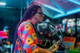 7  Palco Bel da Bonita _ Gilsam_Crédito Mariana Ayumi Hama.jpg