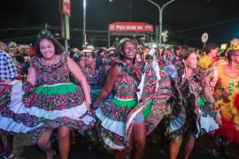 8 Palco Bel da Bonita _ Os Bambas do Nordeste_Crédito Mariana Ayumi Hama.jpg