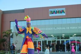 UEFS inaugura novo teatro e impulsiona educação e cultura na Bahia