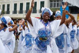 14.02 FILHAS DE GANDHY - Olga Leiria (3).jpg