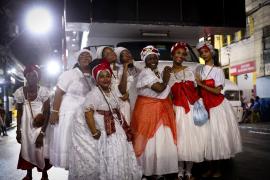 Bloco apresentou cortejo marcado pela força da dança afro, da musicalidade e da ancestralidade