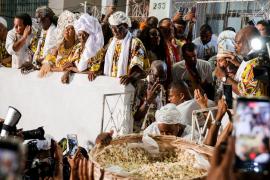 Rito de proteção, tambores e ancestralidade marcaram a saída do Ilê Aiyê 