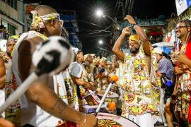 Rito de proteção, tambores e ancestralidade marcaram a saída do Ilê Aiyê 