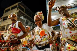 Rito de proteção, tambores e ancestralidade marcaram a saída do Ilê Aiyê 