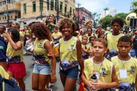 Mamulengo transformou a avenida em um palco de fantasia