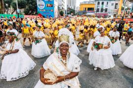 Commanche do Pelô desfilou no Campo Grande celebrando 52 anos de resistência e tradição