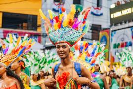 Commanche do Pelô desfilou no Campo Grande celebrando 52 anos de resistência e tradição