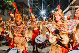 Cortejo Afro leva para a avenida um espetáculo de ancestralidade, força e elegância