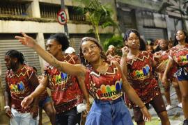 Cortejo levou a batida marcante do samba-reggae 
