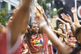 Cortejo levou a batida marcante do samba-reggae 