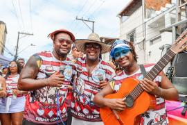 Bloco Reduto do Samba marcou presença na Mudança do Garcia