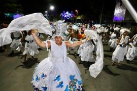 O Malê de Balê desfilou pelas ruas de Itapuã