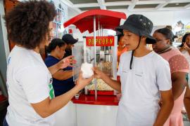 Programa Bahia Pela Paz leva 130 jovens para assistir filme “Sonho de Arrocha” através de articulação entre SJDH e SecultBA