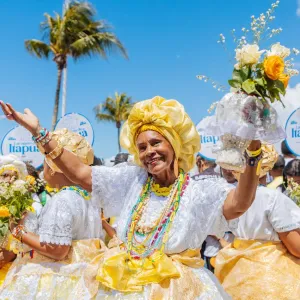 Lavagem de Itapuã completa 120 anos; confira imagens da festa