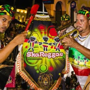 Reggae ecoa como símbolo de resistência no Carnaval de Salvador