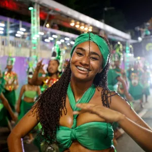 Programa Ouro Negro leva 14 entidades afro à Micareta de Feira 2025