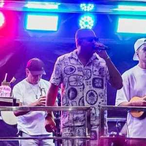 Com samba no pé, Água Fresca estreia na Micareta de Feira no palco Bel da Bonita