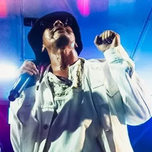  Don Maths e Banda Capa Preta homenageia Bel da Bonita e celebra legado do artista feirense