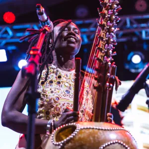Do Senegal à Bahia: Senny Camara e Márcia Short exaltam conexão ancestral no Pelourinho